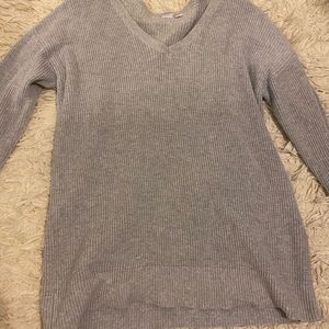 Knit long sleeve top